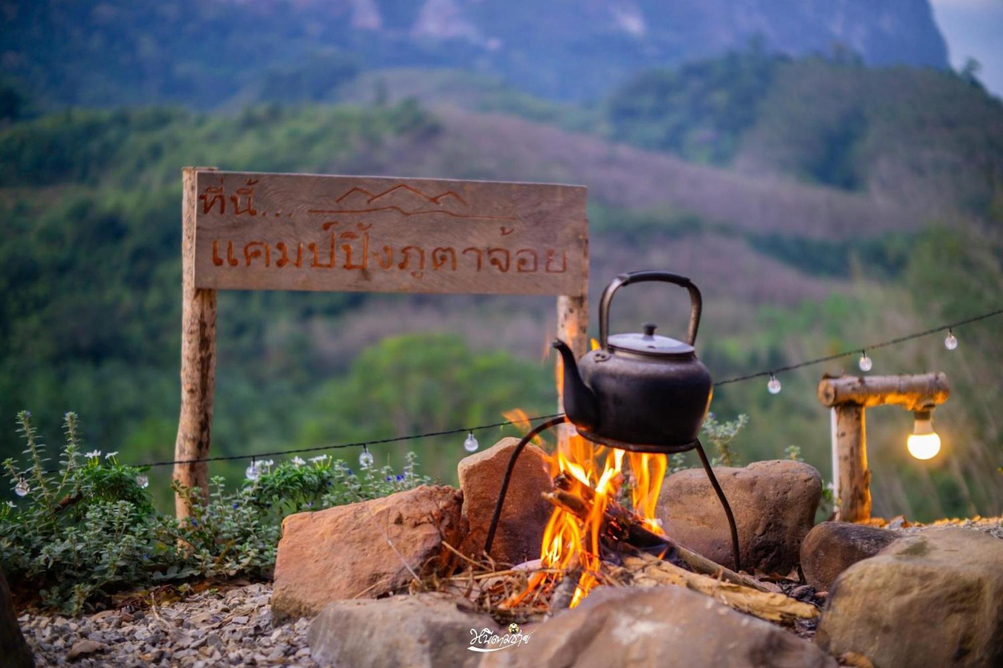Camping Phutajoy Khaosok แคมป์ปิ้งภูตาจ้อยเขาศก Ban Thung Lang Tham Esterno foto