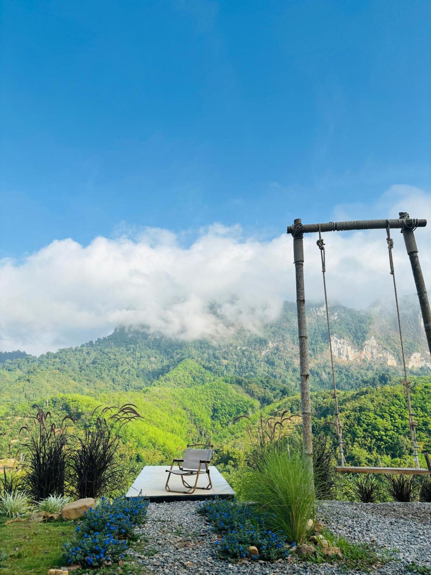 Camping Phutajoy Khaosok แคมป์ปิ้งภูตาจ้อยเขาศก Ban Thung Lang Tham Esterno foto