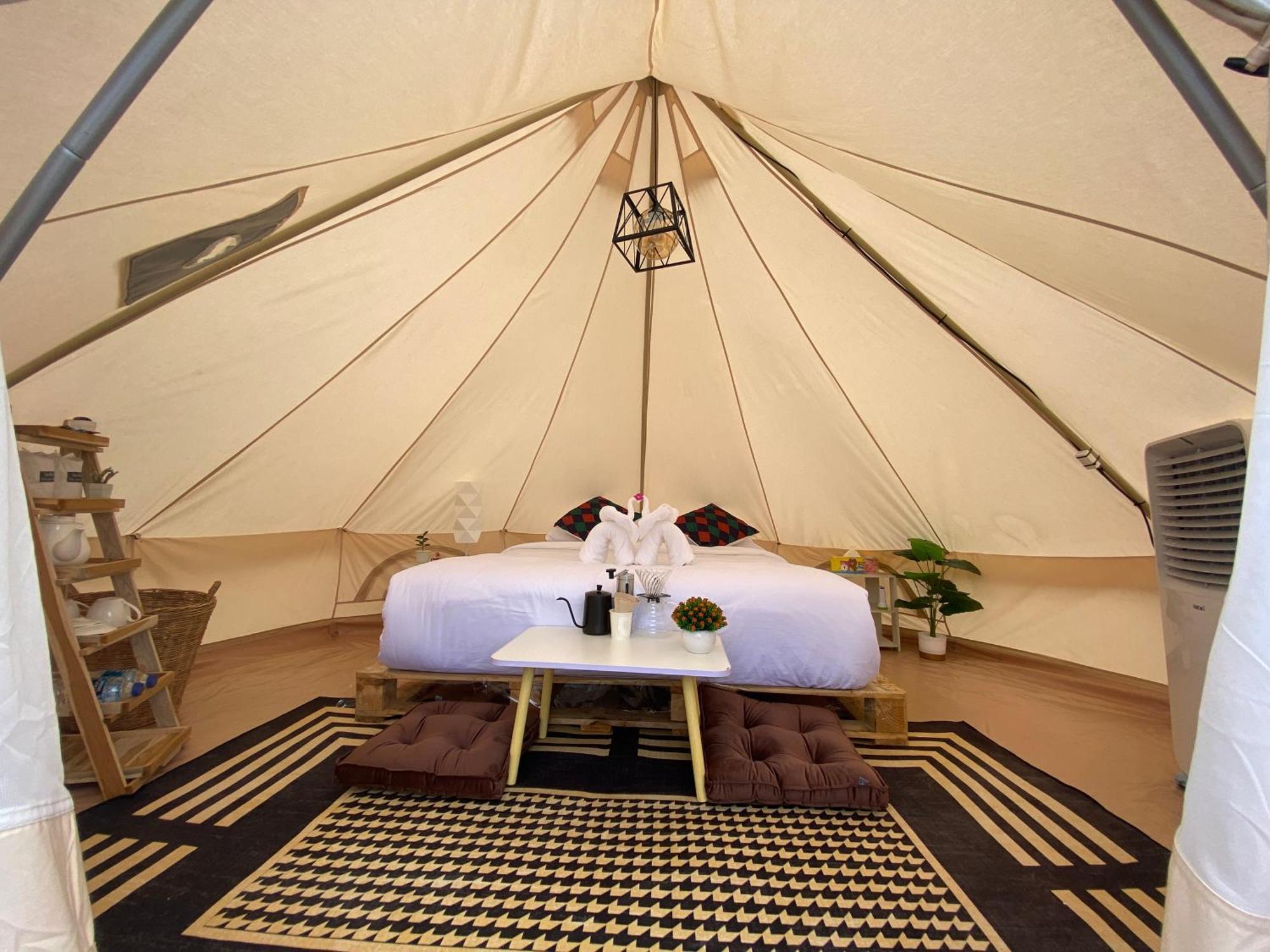 Camping Phutajoy Khaosok แคมป์ปิ้งภูตาจ้อยเขาศก Ban Thung Lang Tham Esterno foto